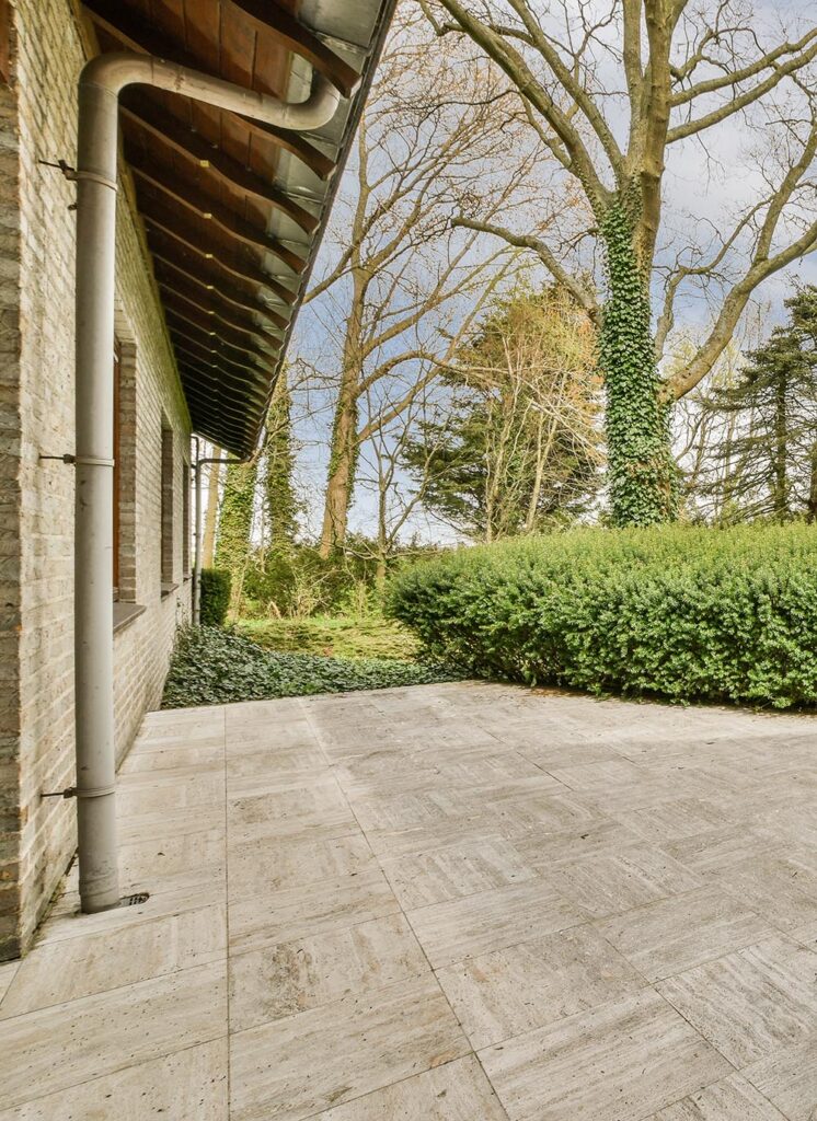 Finished residential driveway concrete work in Royal Oak by 4 Way Cement.